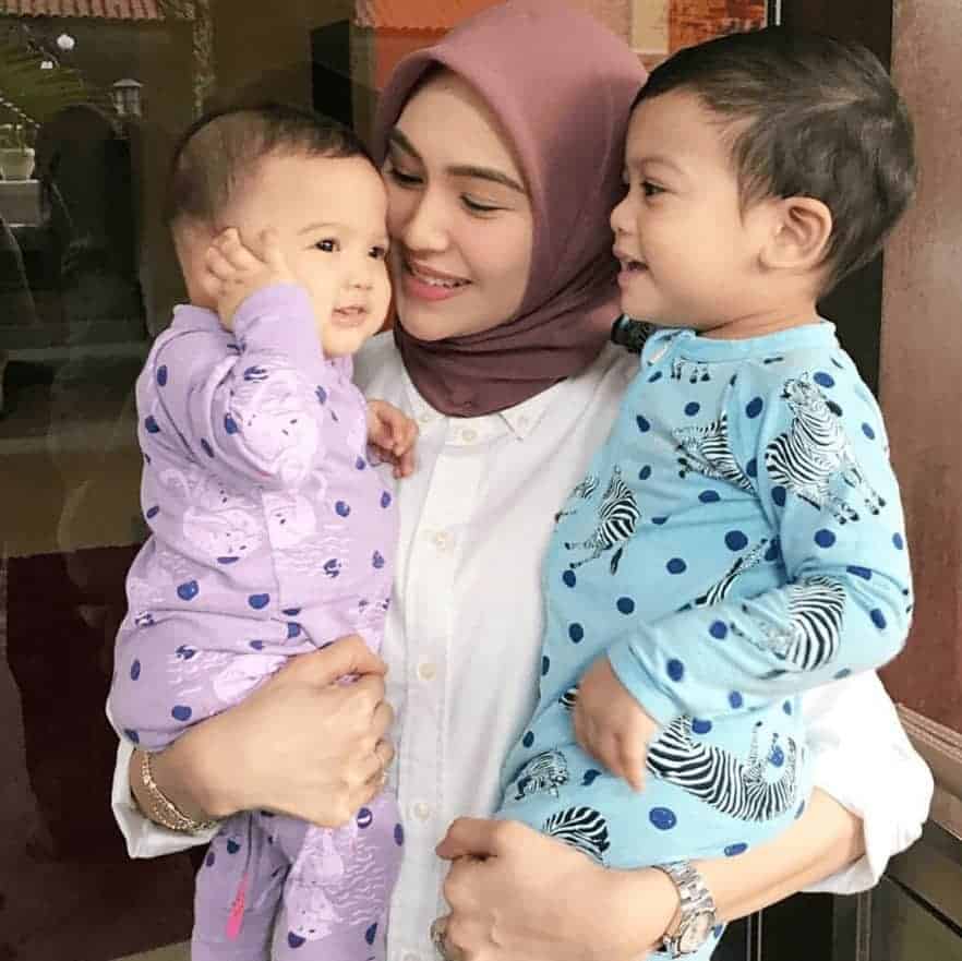 Rahsia Awet Muda Para Ibu Menurut Selebriti Terkenal Malaysia