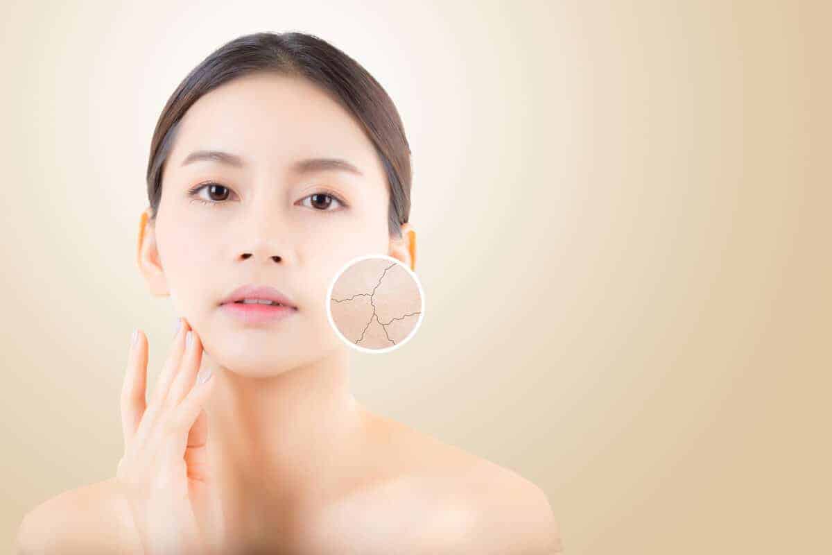 Pencuci muka jenis kulit kering