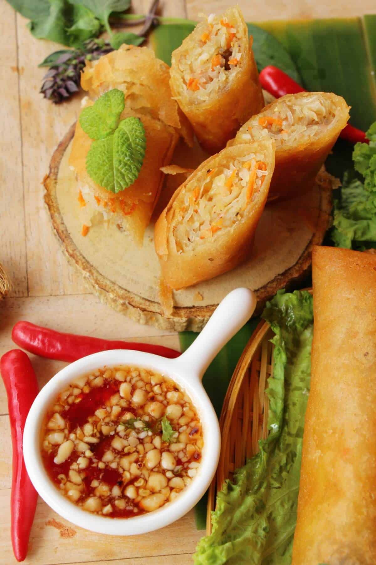 Spring roll Dengan Sos Cili Thai
