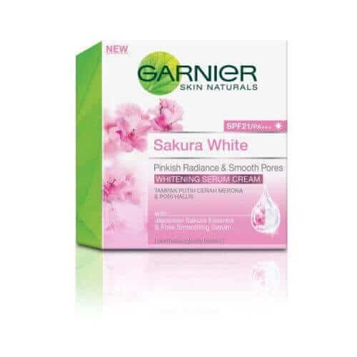Garnier Sakura Pinkish Radiance Moisturizing Cream SPF21 Garnier Sakura Pinkish Radiance Moisturizing Cream SPF21