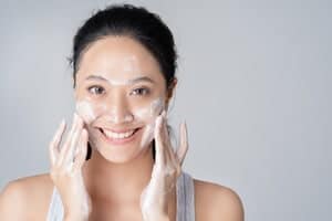 7 Pencuci muka tanpa bahan kimia yang anda boleh cuba sekarang!